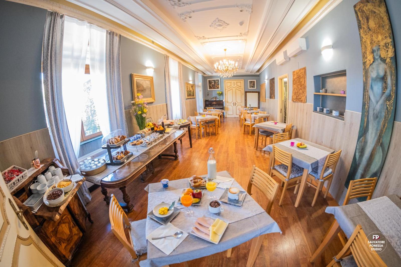 Hotel Vista Lago Brunate Kültér fotó
