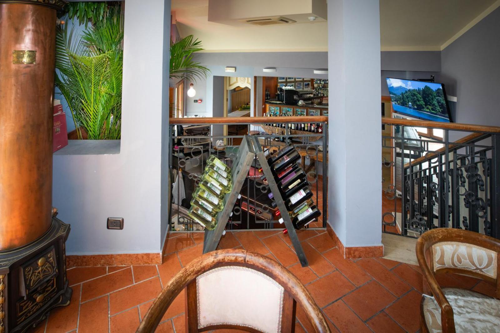 Hotel Vista Lago Brunate Kültér fotó