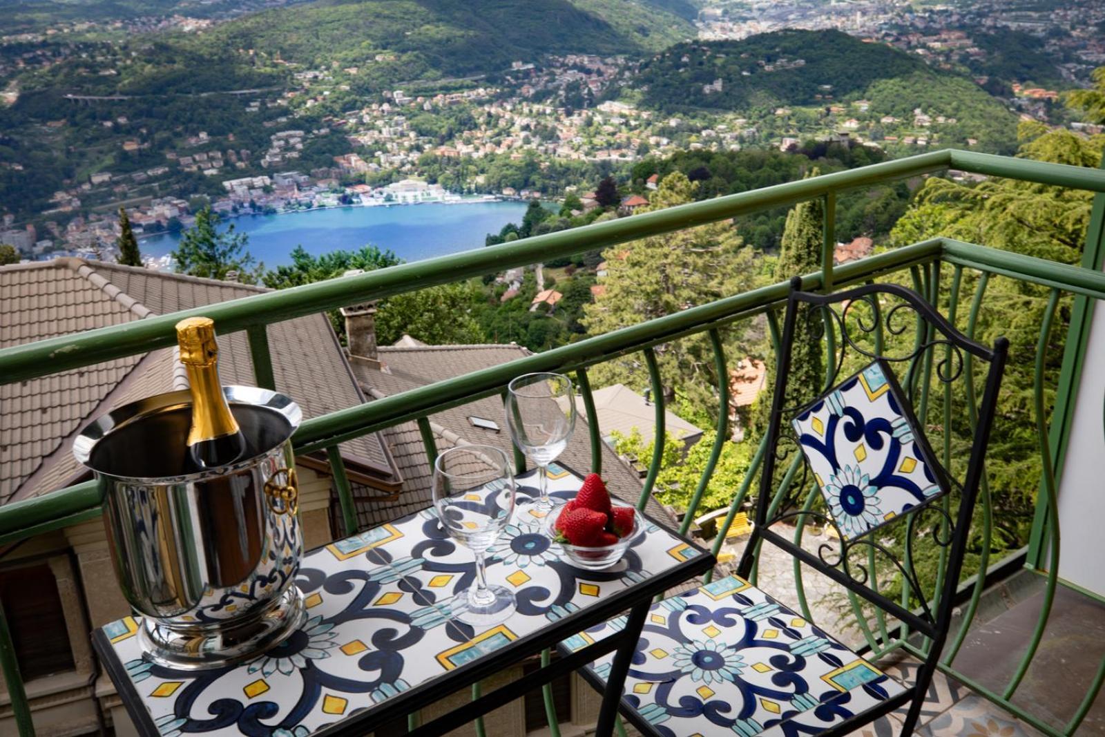 Hotel Vista Lago Brunate Kültér fotó