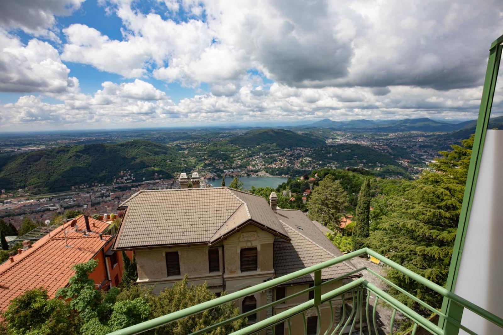 Hotel Vista Lago Brunate Kültér fotó